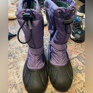 Sorel girls snow boots